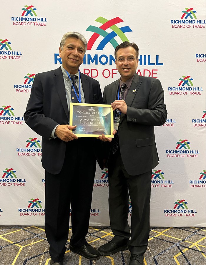 Michael-Shiu-Event-Advance-Net-Electric-recognition-award-of-Business-Achievement-Richmond-Hill-Board-of-Trade